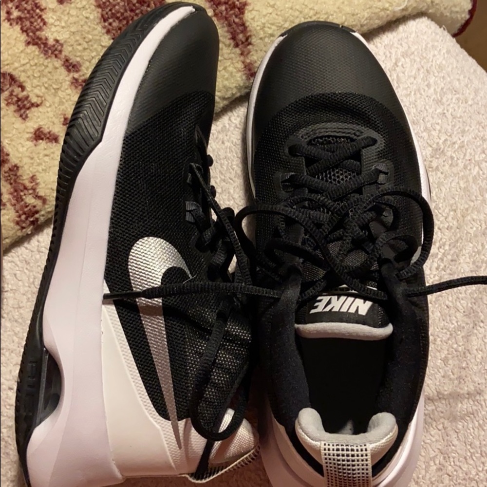 Basketball nike shoes